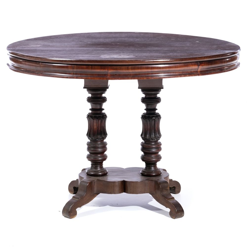 Mesa de centro romântica - Século XIX