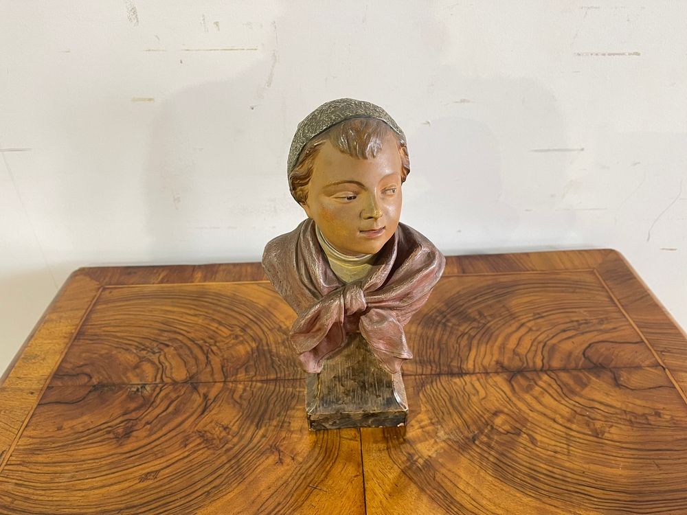Busto de menino