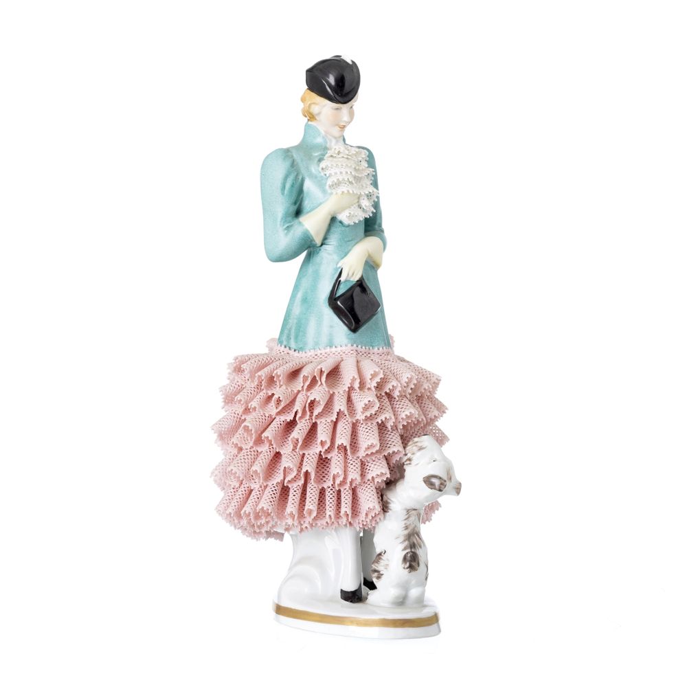 Figura feminina com cão Von Schierholz