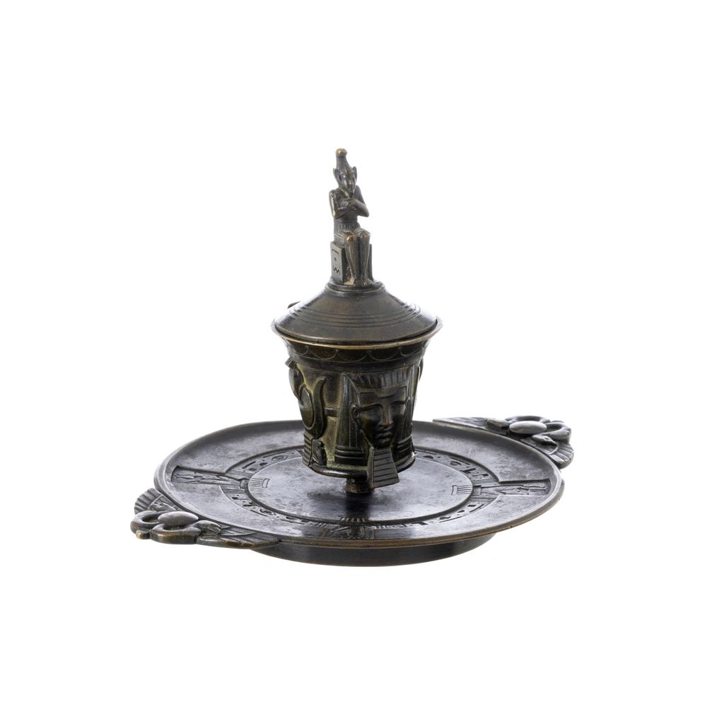 Decoração - Palmatória em bronze; com figuras egípcias - Século XIX