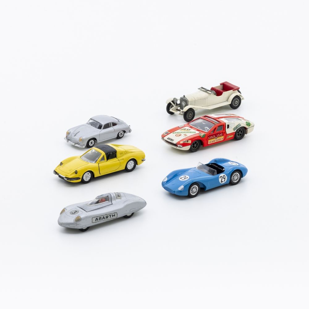 Brinquedos - Modelos - 6 Carros miniatura
