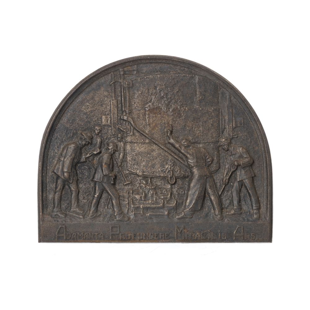 Decoração - Placa - 'Adamanta Profundere Mirabilis Ars'