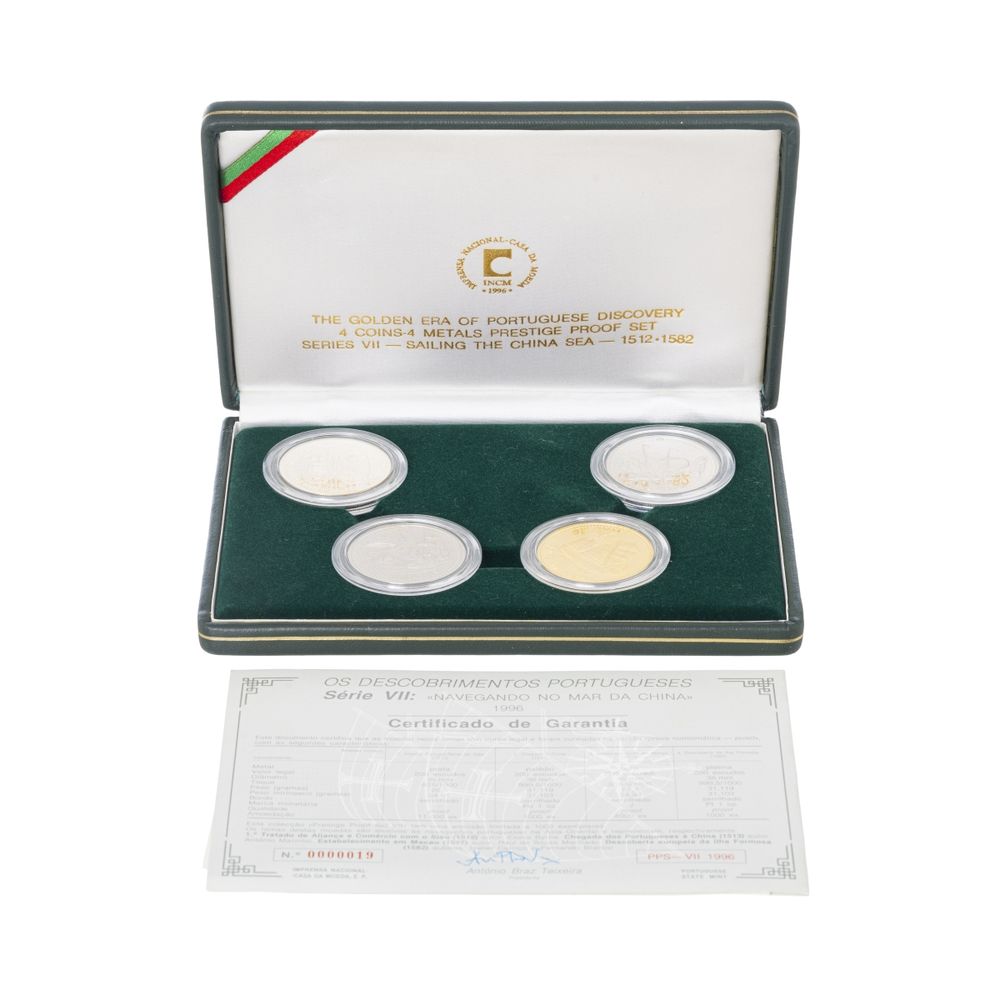 Canetas - Estojo com moedas em prata, ouro, platina, paládio