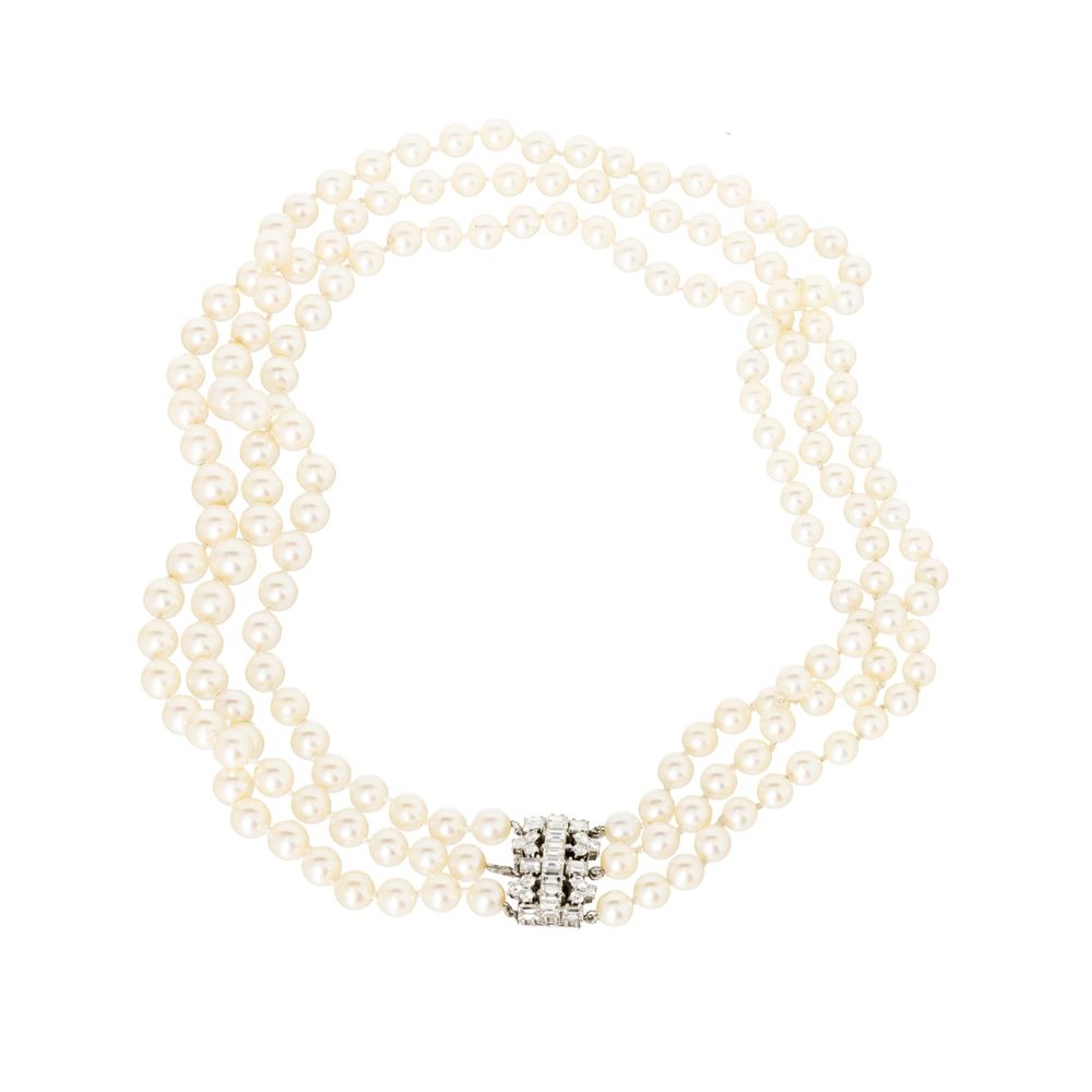 Colar de pérolas com diamantes 5ct